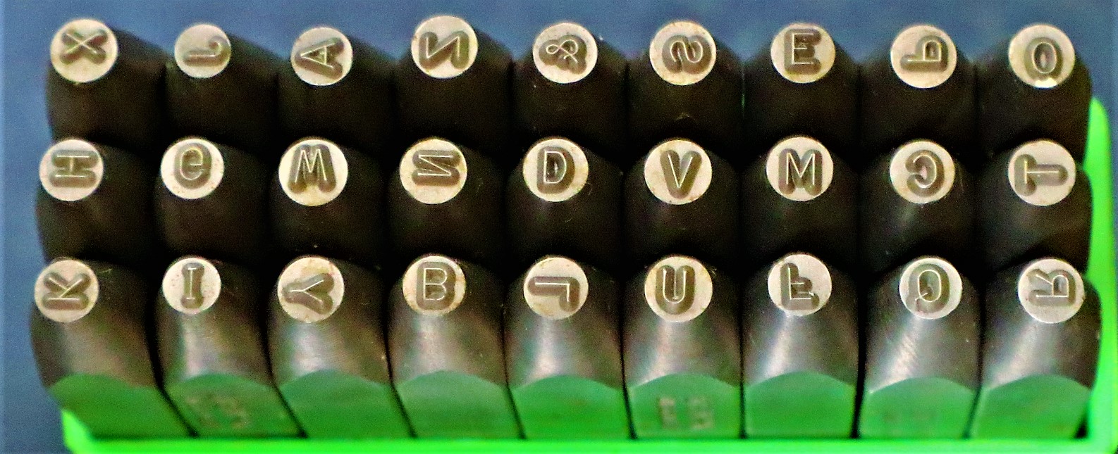 STEMPA 刻印セット A-Z.&　1.5mm
