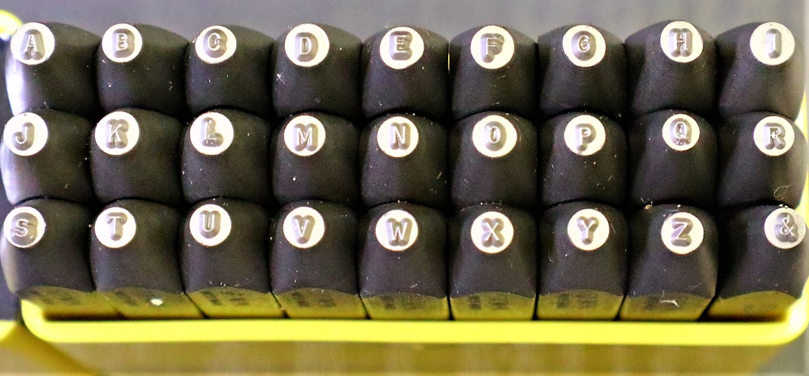 STEMPA 刻印セット A-Z　&　1mm