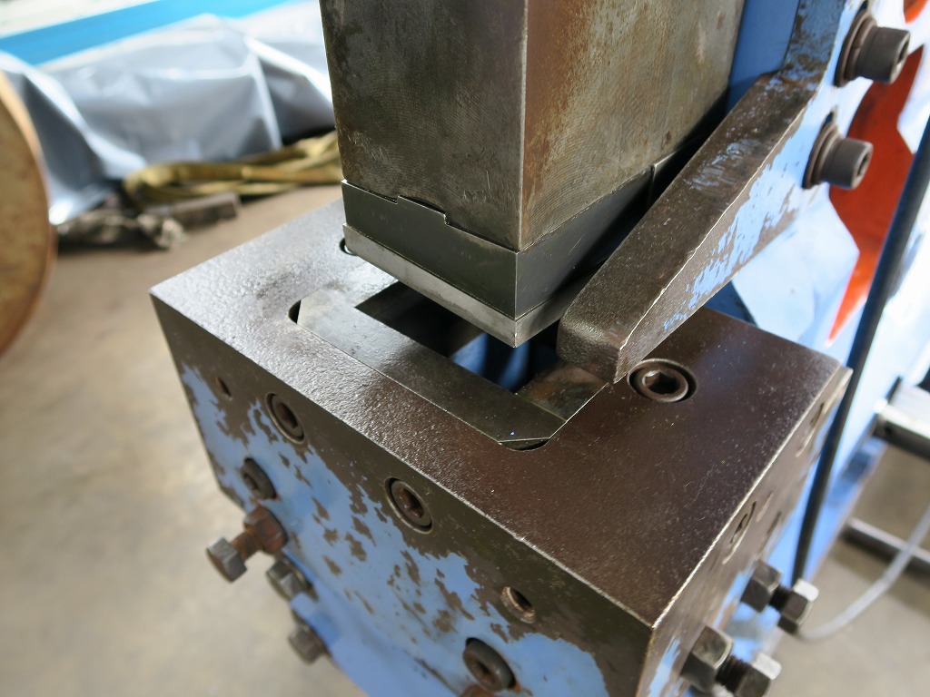 タケダ機械 5点切りポンチング S-505N