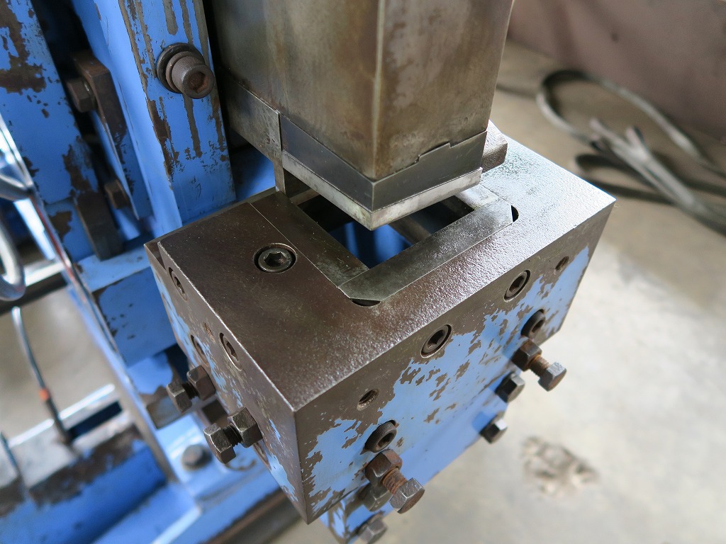 タケダ機械 5点切りポンチング S-505N