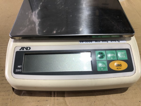 A＆D 汎用上皿電子天秤 EW-300G