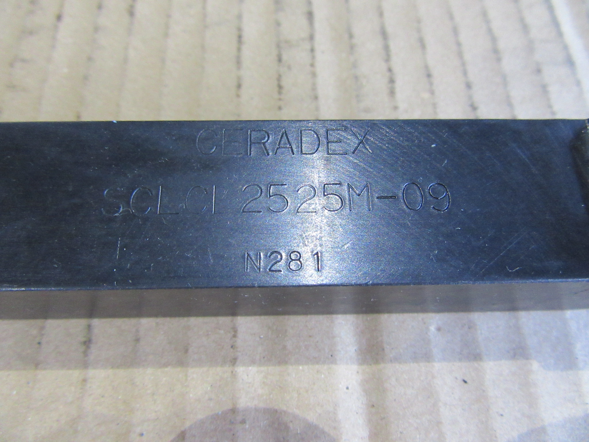 Ceradex バイト SCLCL2525M-09
