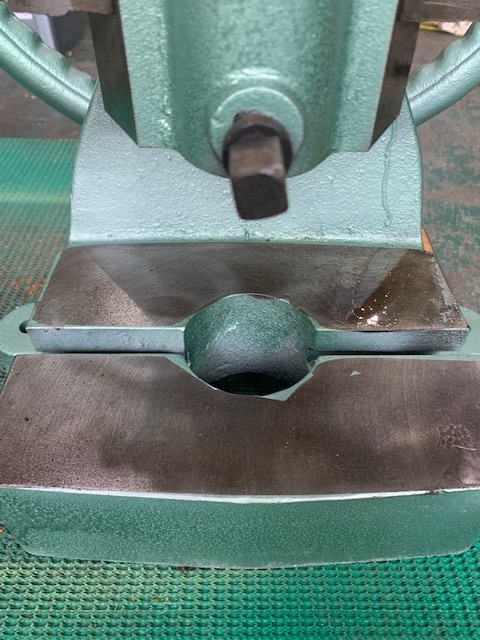 岡本工機 エキセンプレス NO.25