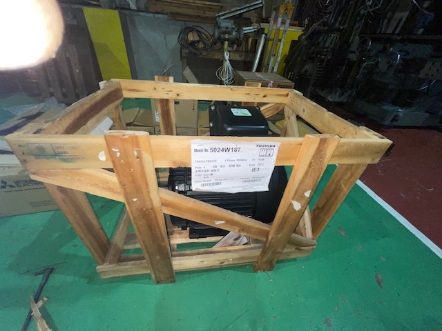 東芝 18.5kw標準横型モーター TKKH-FBKW21E
