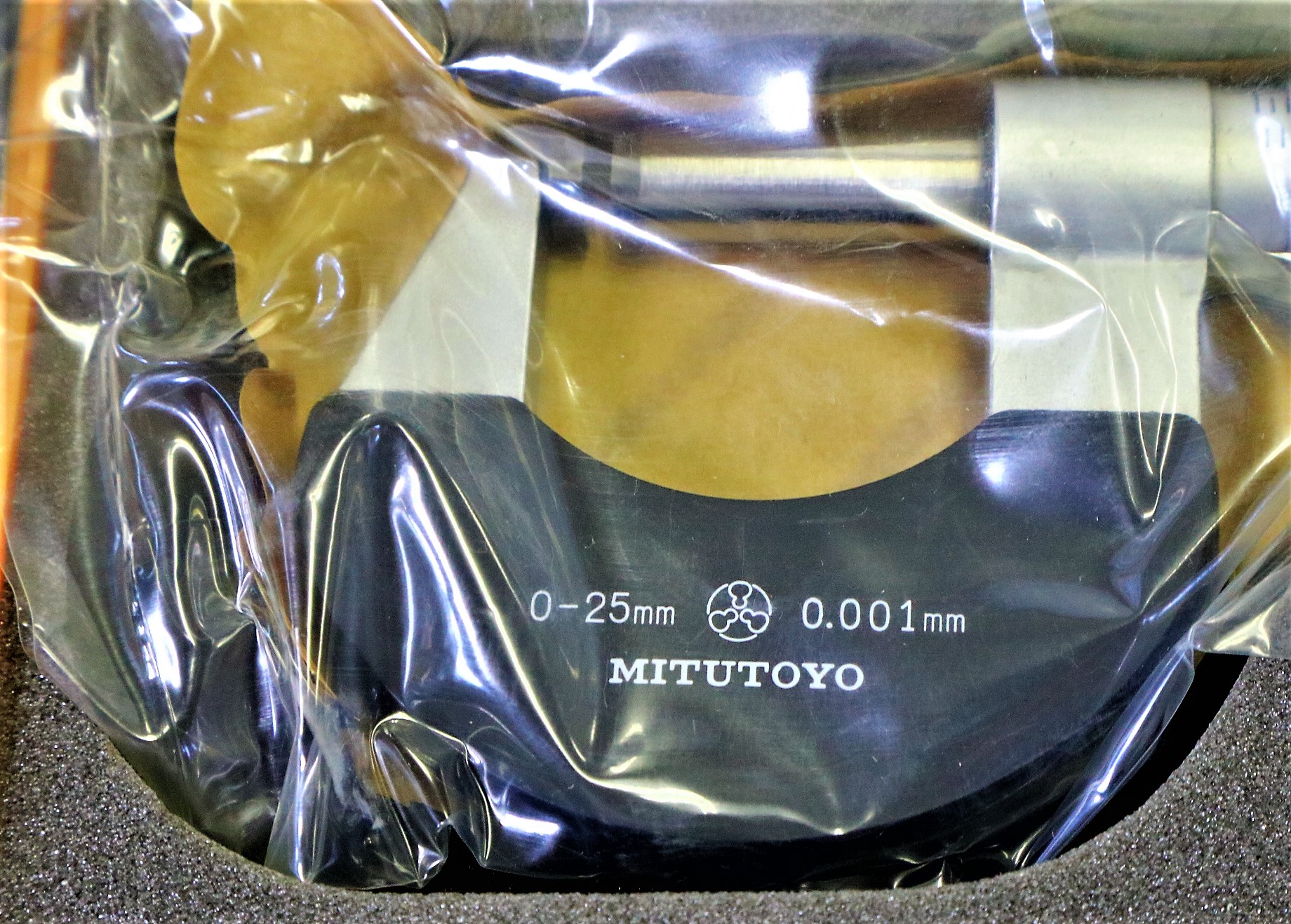 MITUTOYO｜ミツトヨ ミクロンマイクロメータ 0-25mm　0.001mm　未使用　106-101