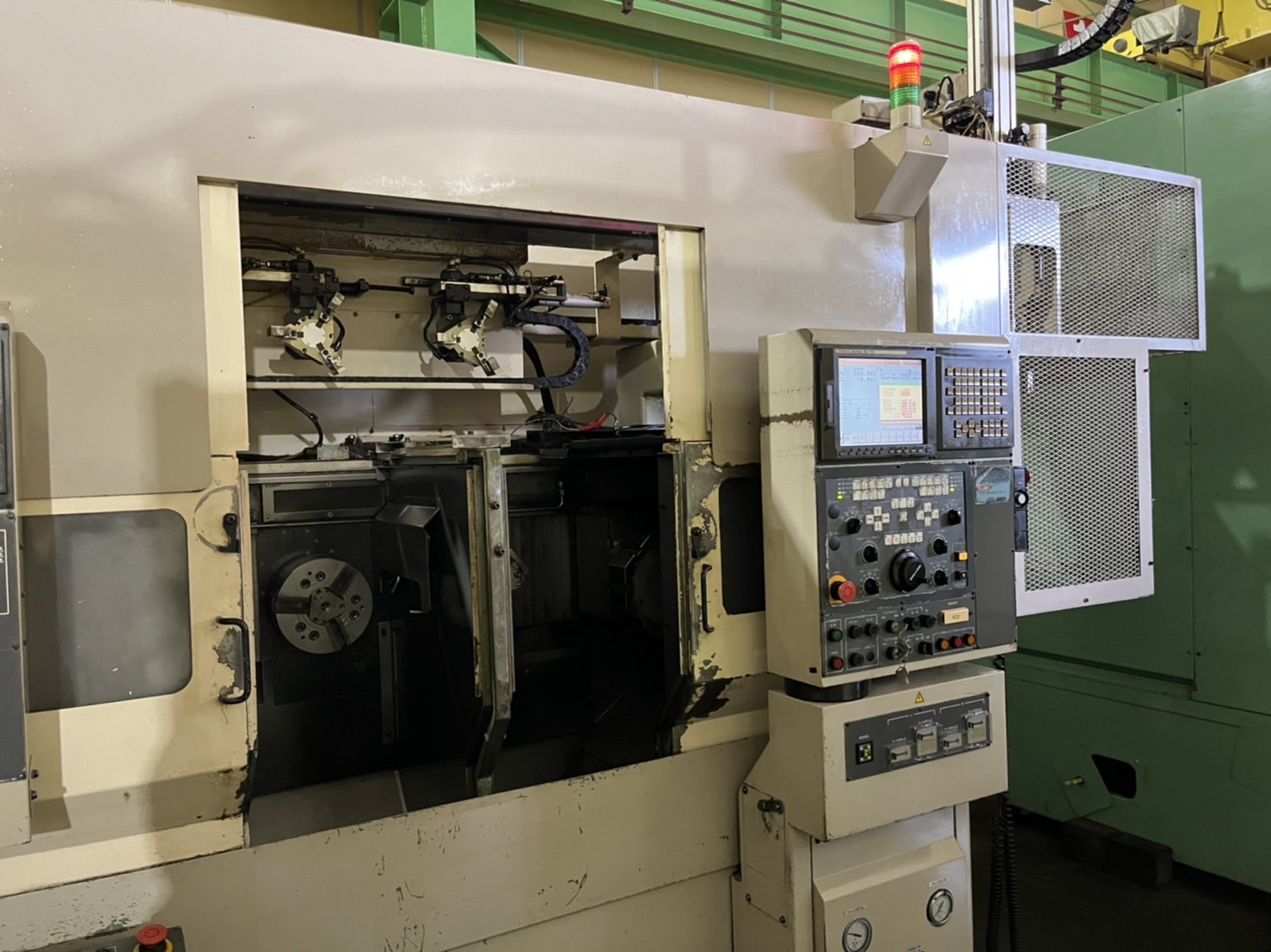 大隈豊和 3スピンドルNC旋盤 3SP-15HG