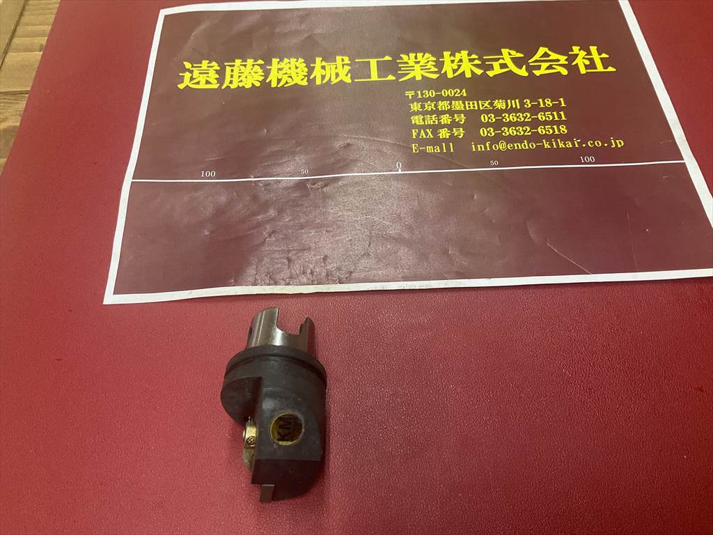 KENNAMETAL ホルダ KM40-MCLNL12