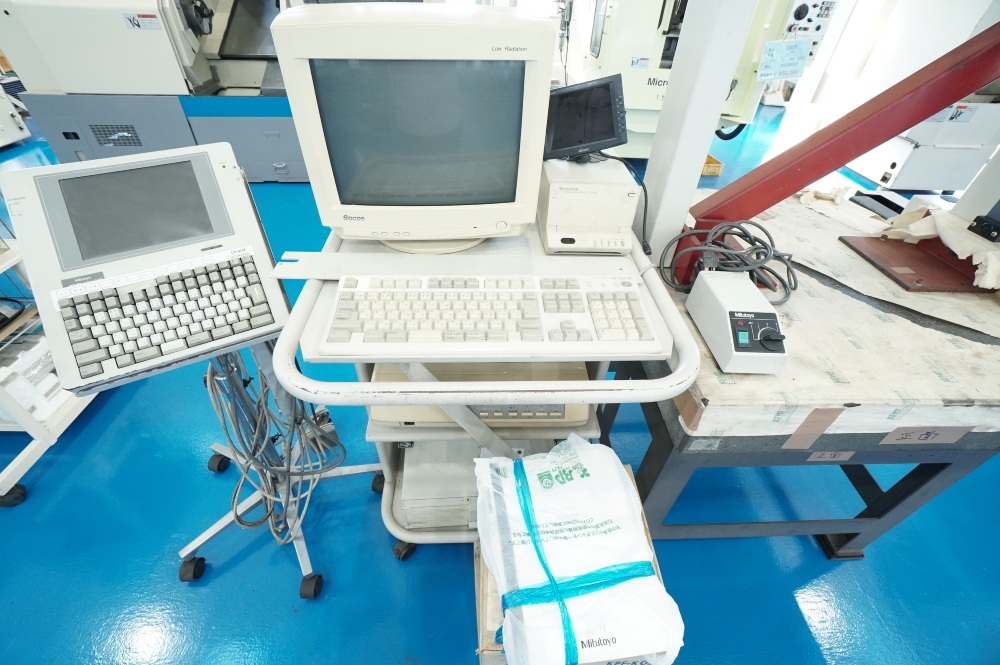 ミツトヨ 三次元測定機 BH-504