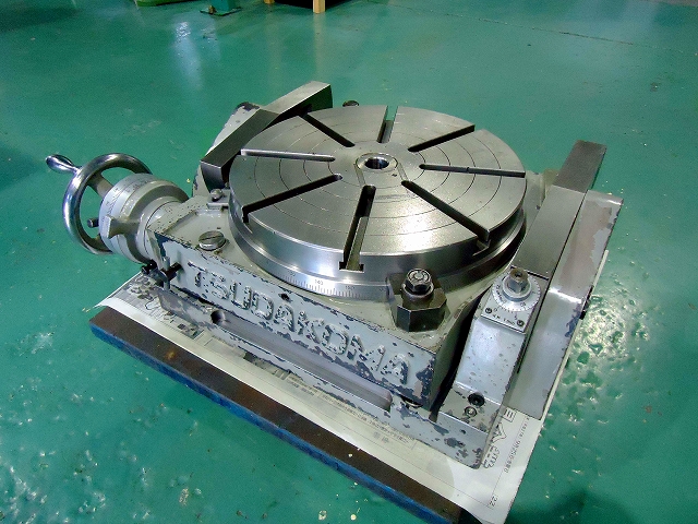 津田駒工業(ツダコマ) 傾斜テーブル TT-300
