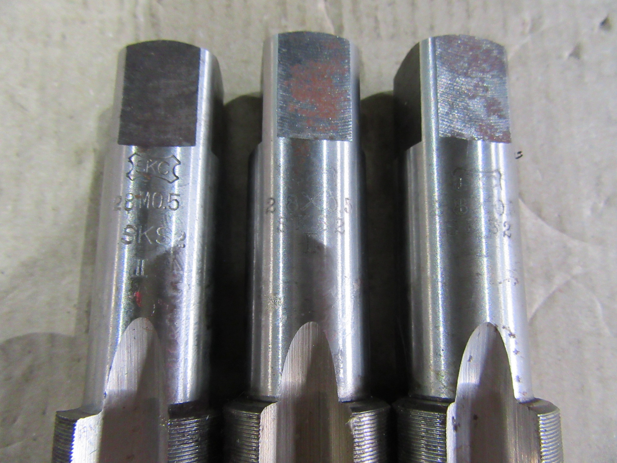 SKC ハンドタップ 28x0.5(SKS2)