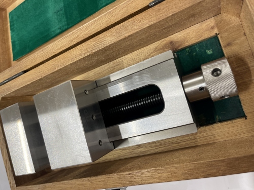 JAM(日本オートマチック) 精密バイス EW120