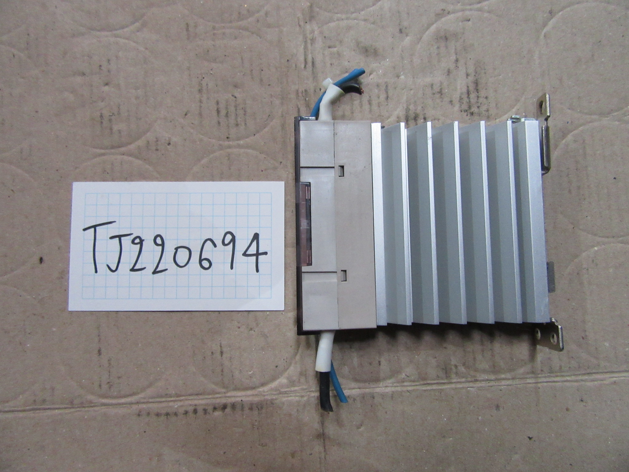 オムロン/OMRON ヒータ用ソリッドステート G3PE-225B  25A:AC-51