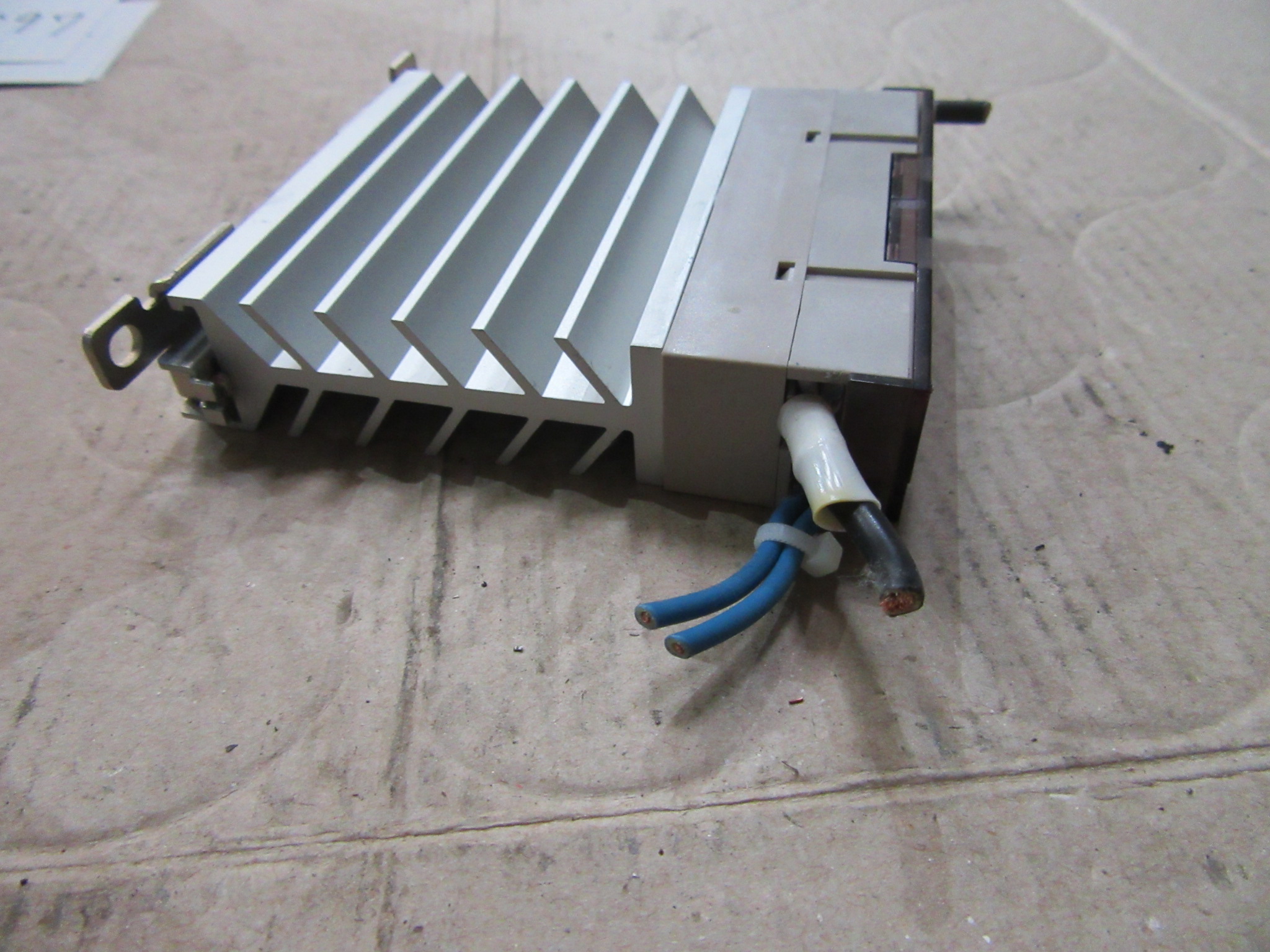 オムロン/OMRON ヒータ用ソリッドステート G3PE-225B  25A:AC-51