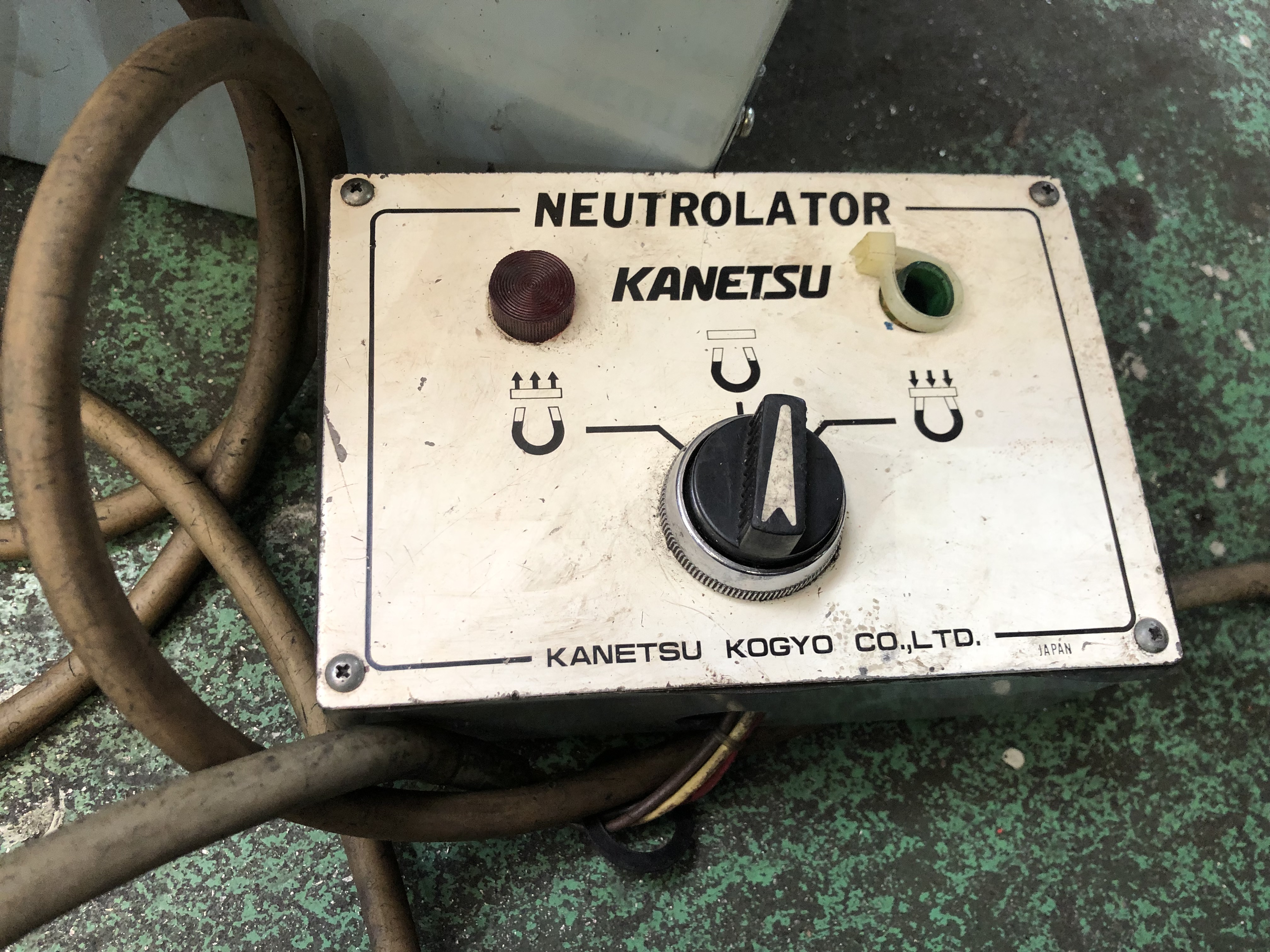 カネテック/KANETSU KOGYO 電磁マグネットチャック KETZ-40100A