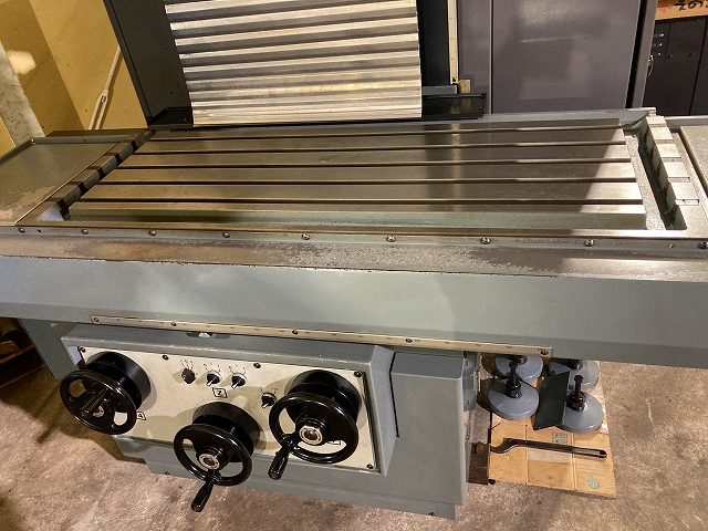 牧野フライス製作所 NC立フライス AVIIINC-85