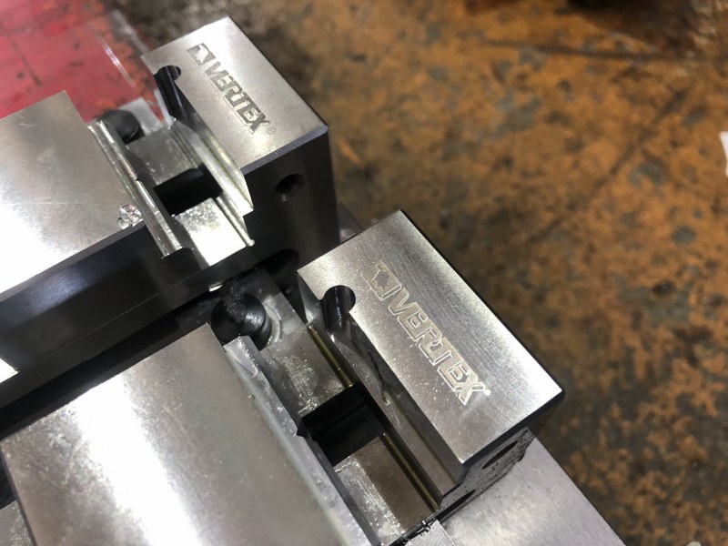 VERTEX 精密4連バイス 幅45mm