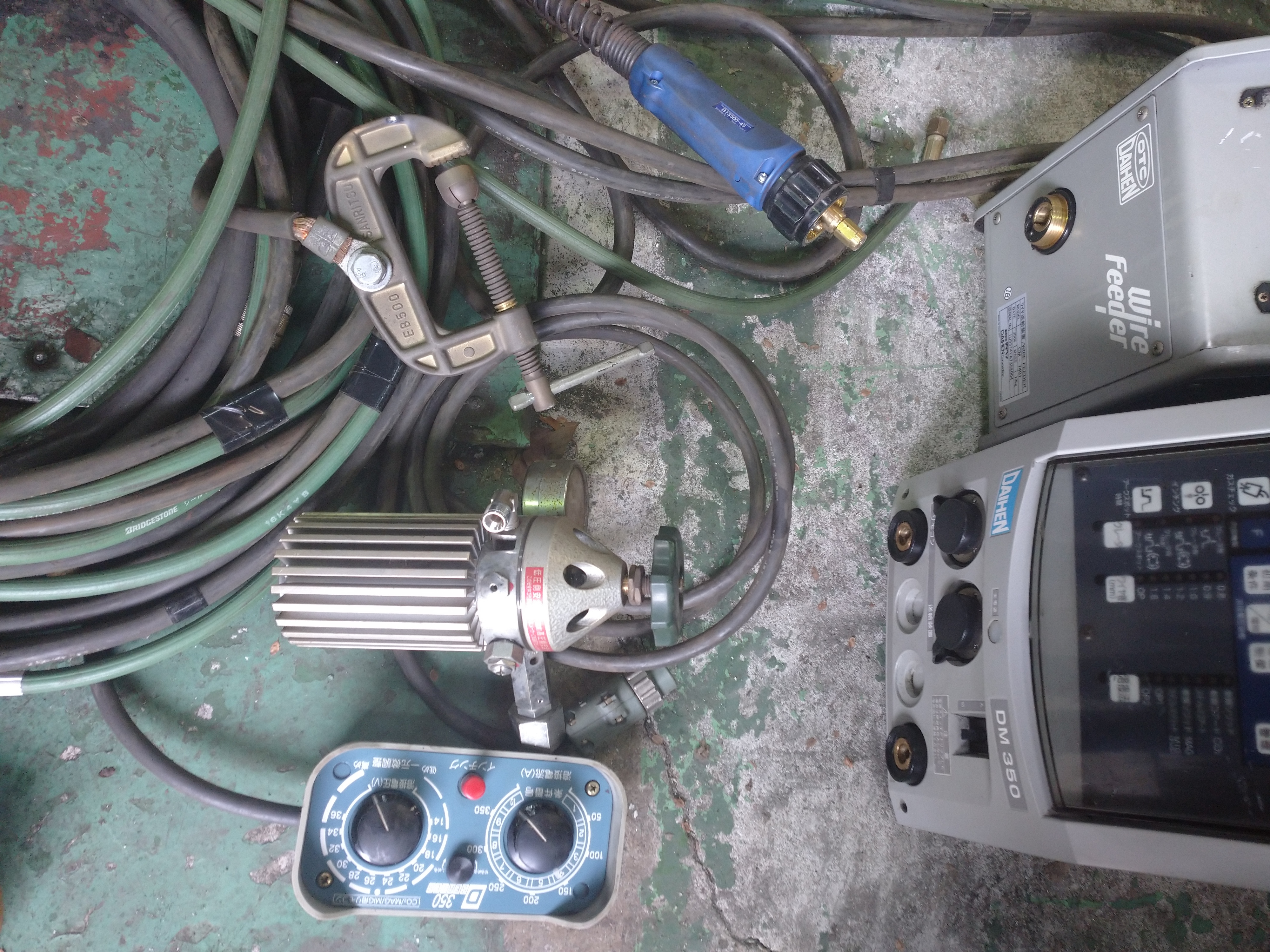 ダイヘン 自動・半自動溶接機(炭酸ガス) DM350