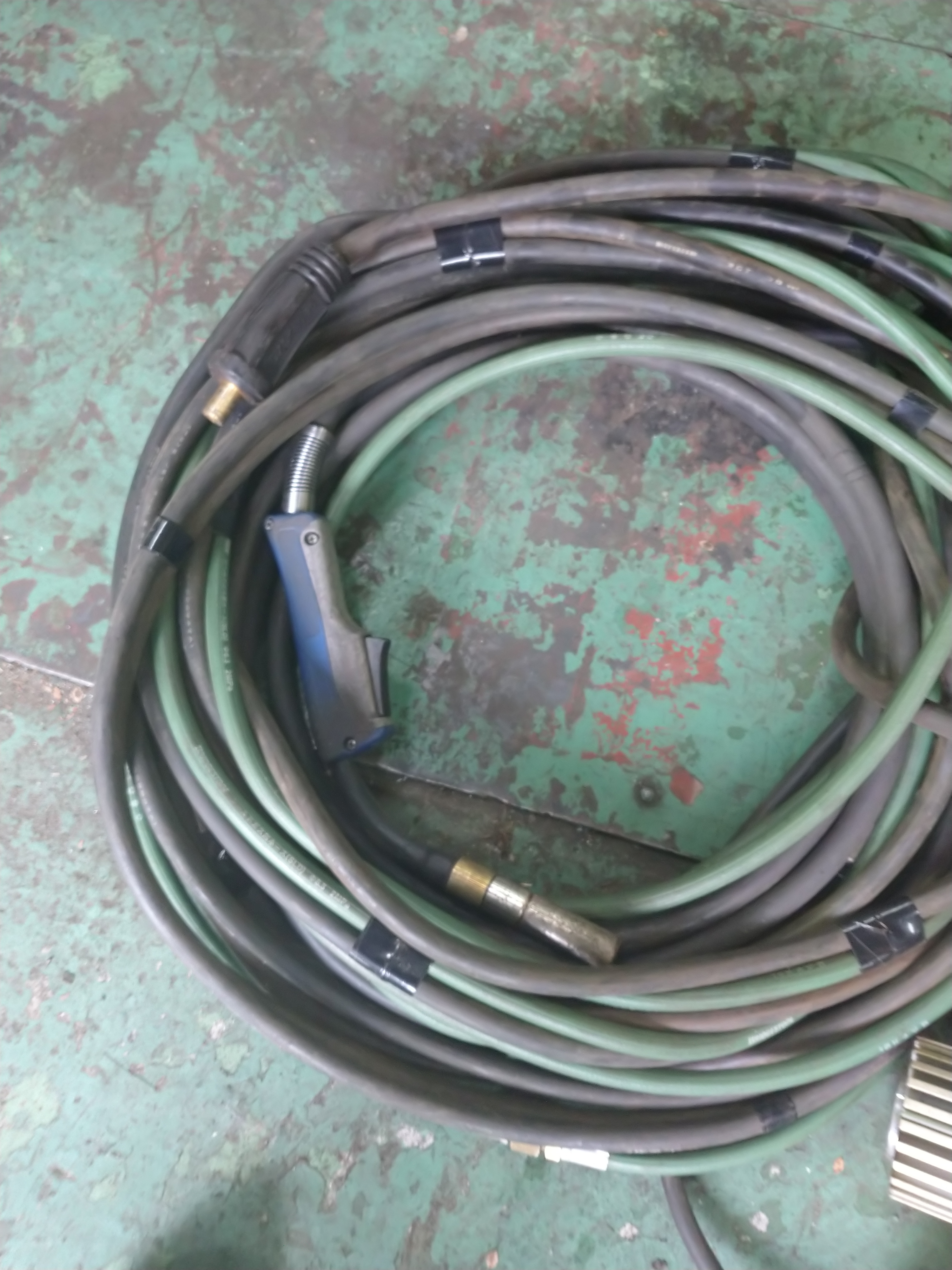 ダイヘン 自動・半自動溶接機(炭酸ガス) DM350