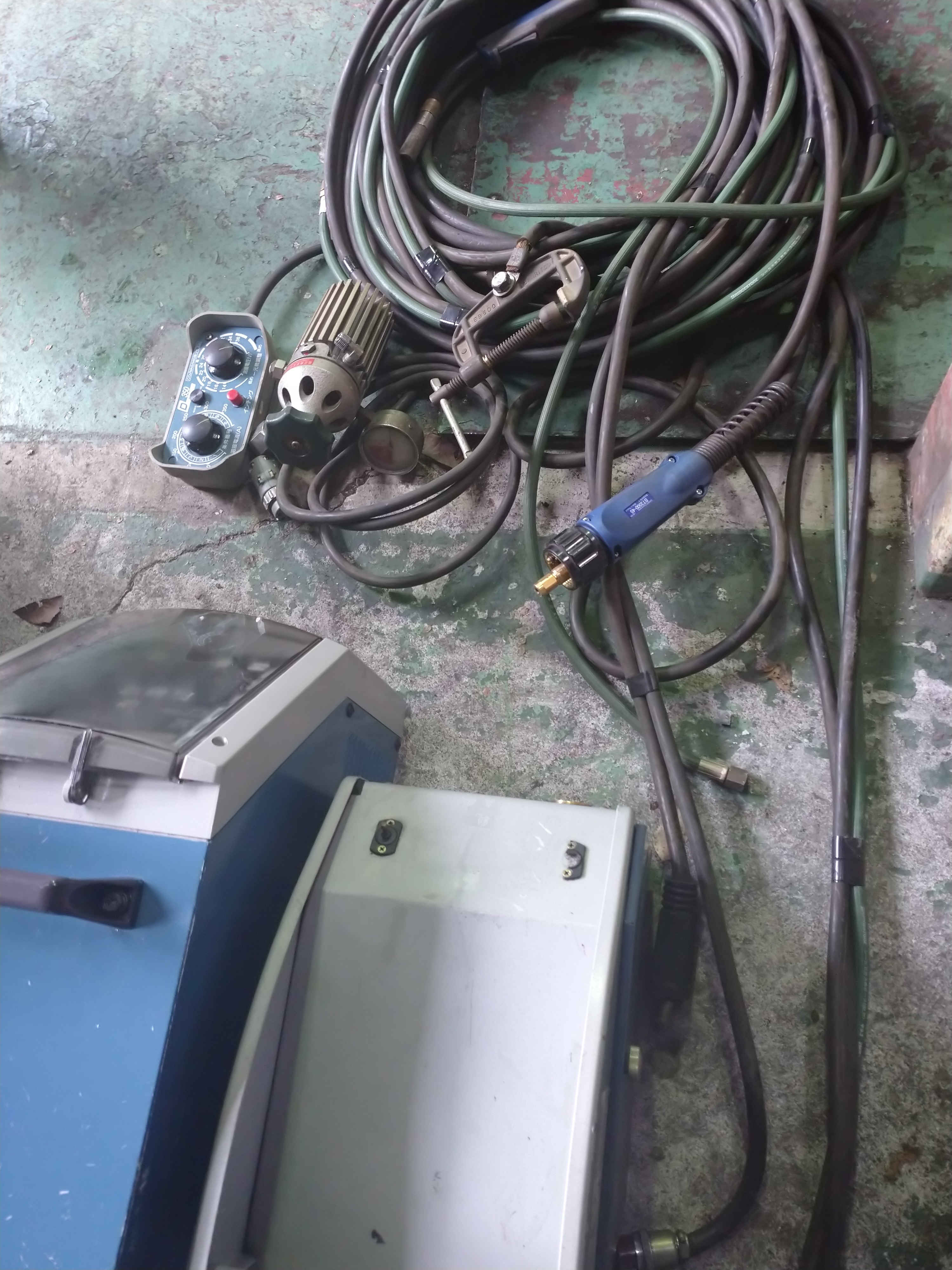 ダイヘン 自動・半自動溶接機(炭酸ガス) DM350