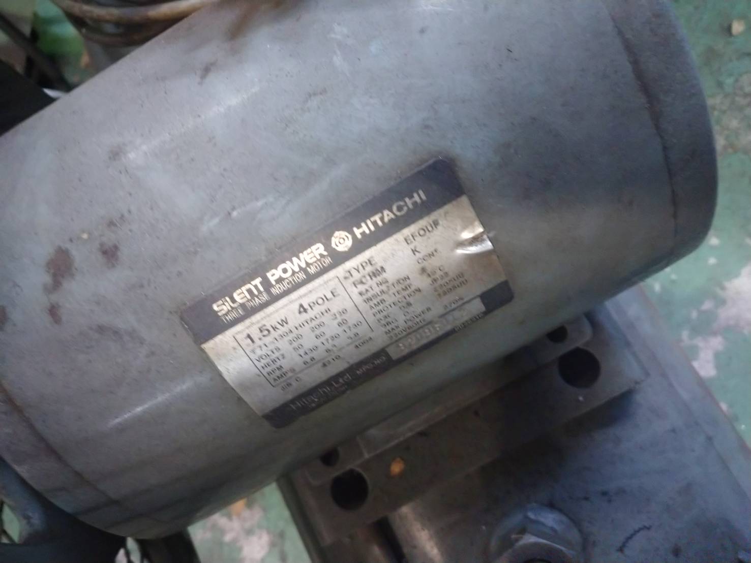 日立産機システム 2.2kwエアーコンプレッサー 1.5P-9.5V