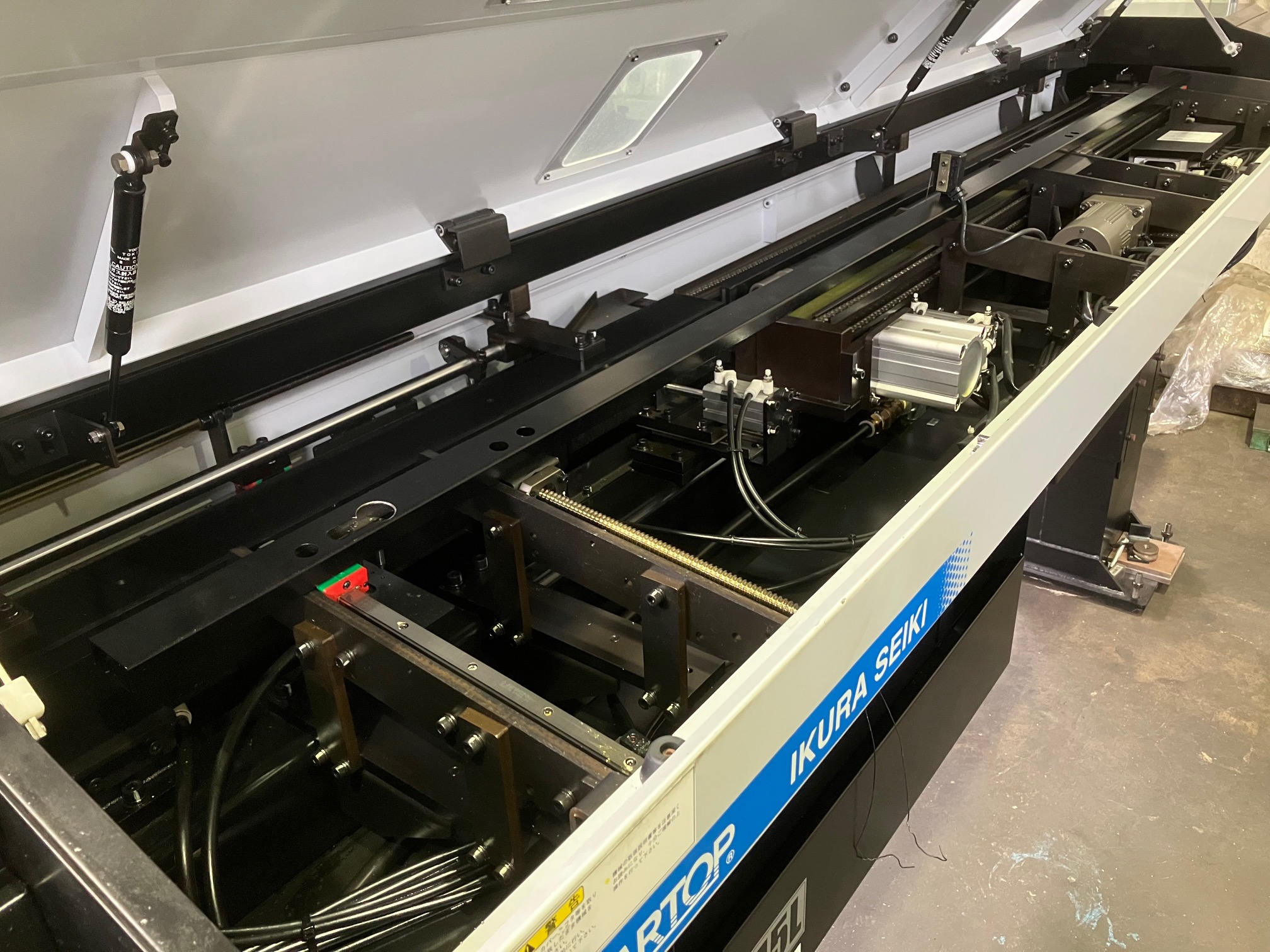育良精機 オートバーフィーダー OS325E