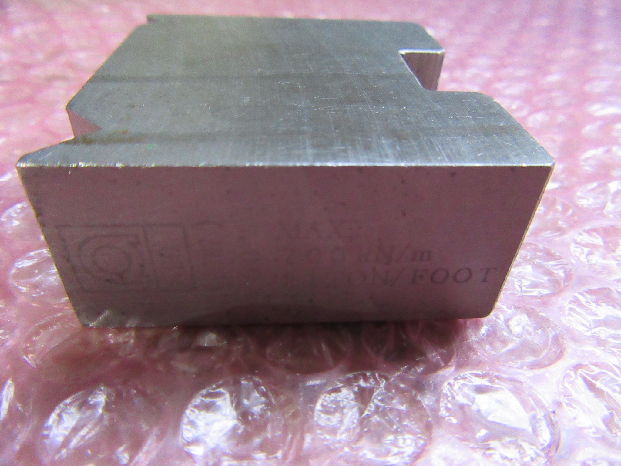 アマダ/AMADA ベンダー金型（2Vダイ） W19xD50xH45mm(V1=6)(V2=10)