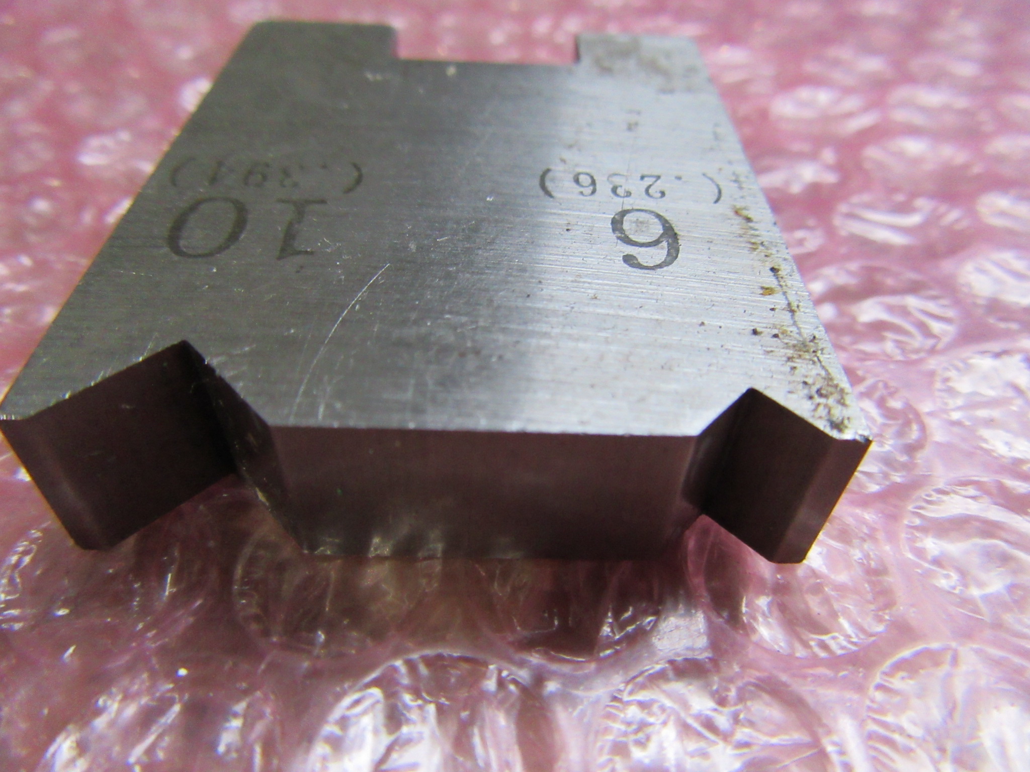 アマダ/AMADA ベンダー金型（2Vダイ） W10xD32xH45mm(V1=6)(V2=10)