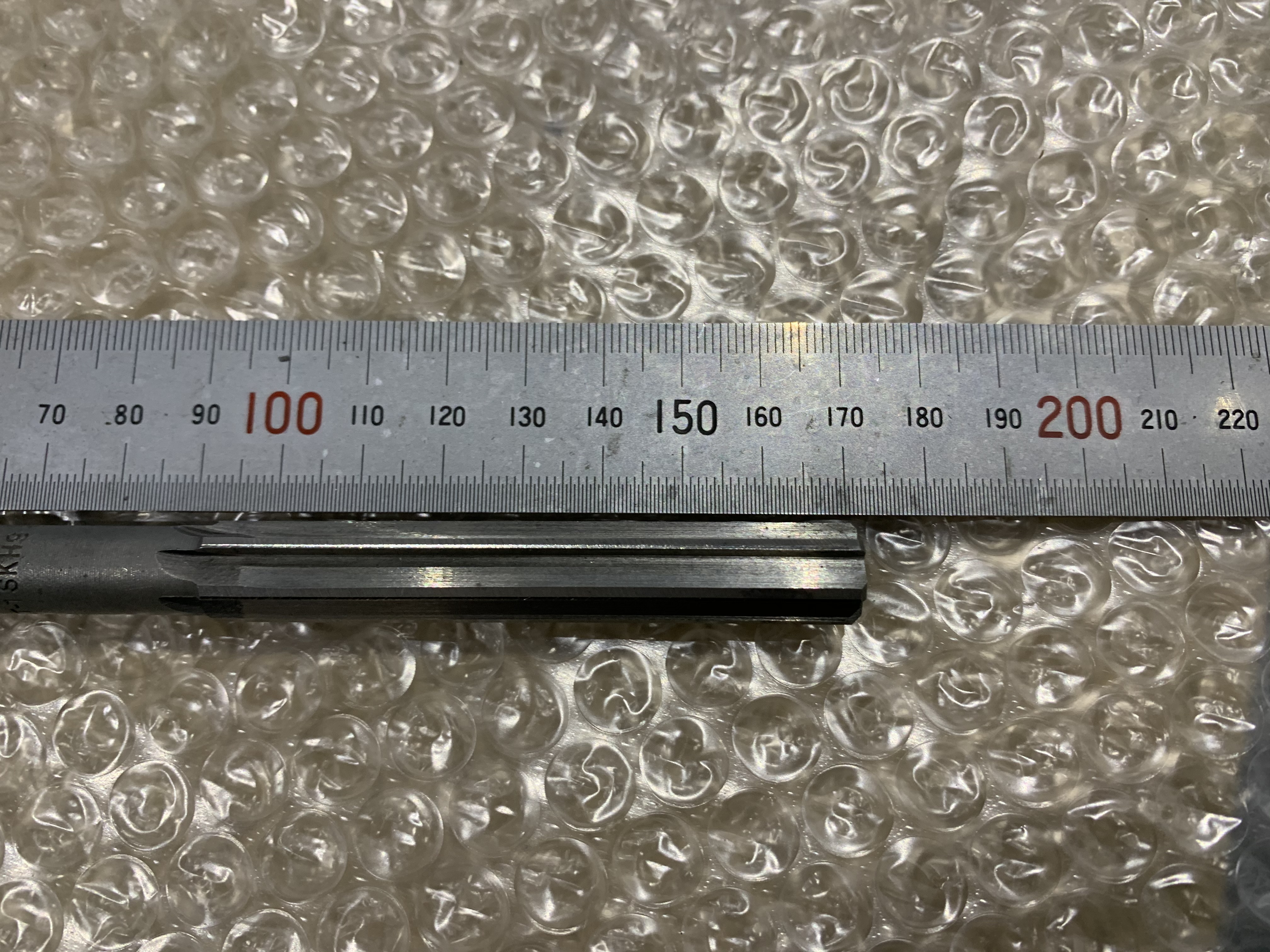 不明 マシンリーマ 12m/m MT1-SKH9 と  12 HSS(01-385) 2個