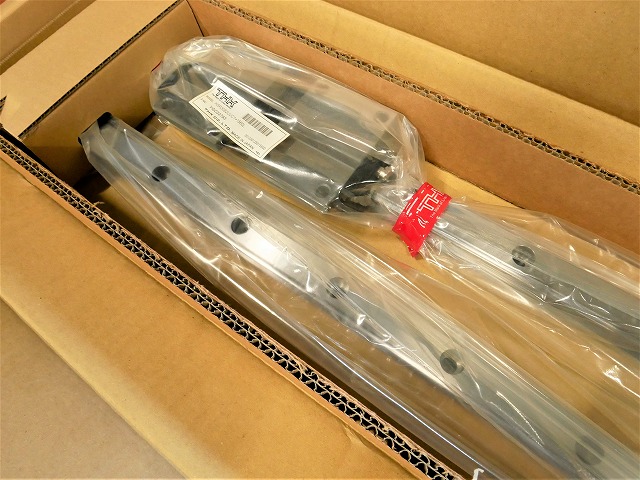 THK リニアガイド HSR30B2UUC1+1560L