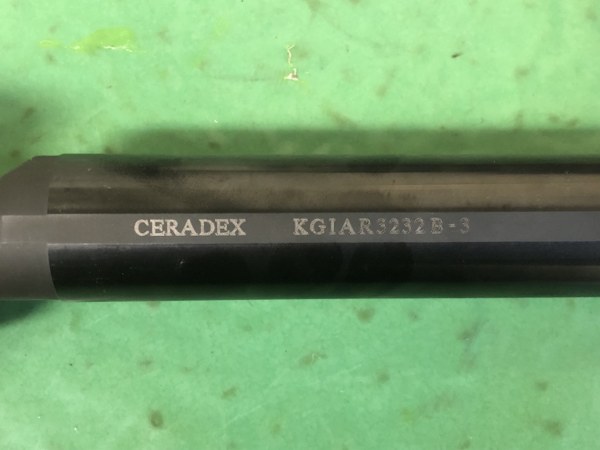 CERADEX 溝入れ用ホルダ KGIAR3232B-3
