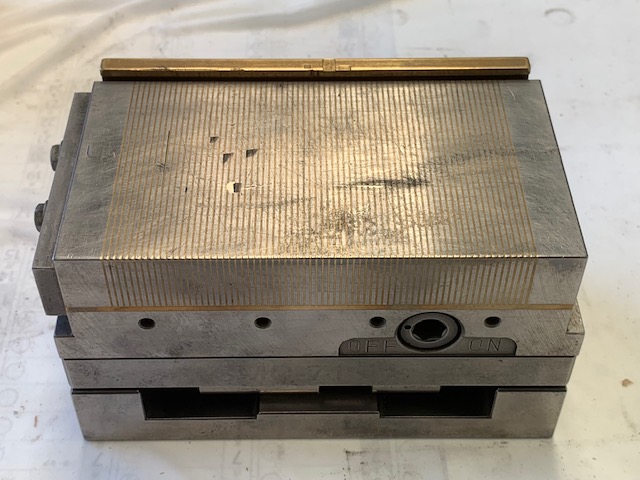ネオテック サインバー式　永磁チャック SMC-713MP