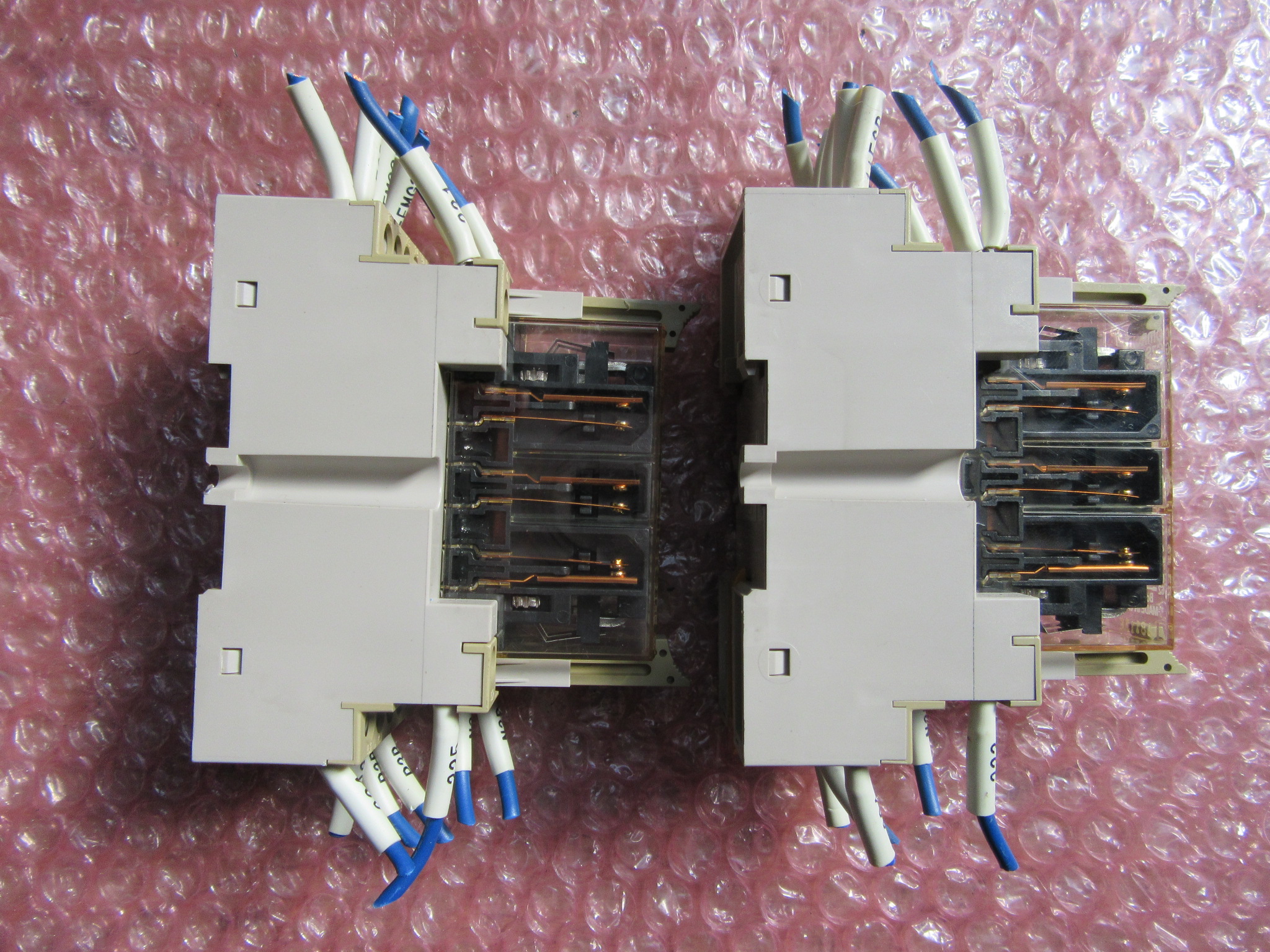 オムロン/OMRON セーフティリレーソケット　2セット P7S-14F-END(DC24V)リレーシリース：G7S-4A2B