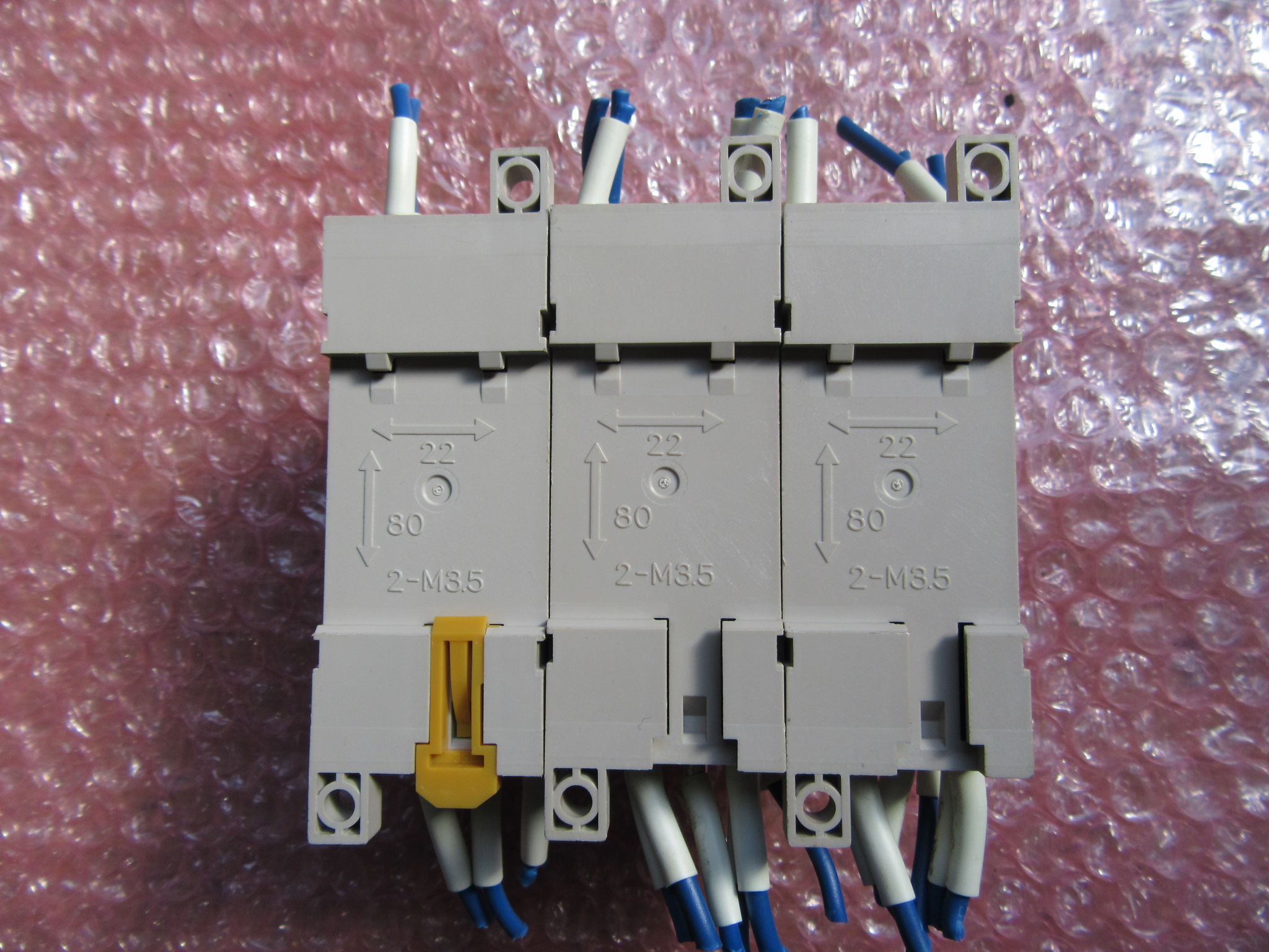 オムロン/OMRON セーフティリレーソケット　3セット P7SA-14F-NDリレーシリース：G7SA-4A2B(24VDC)