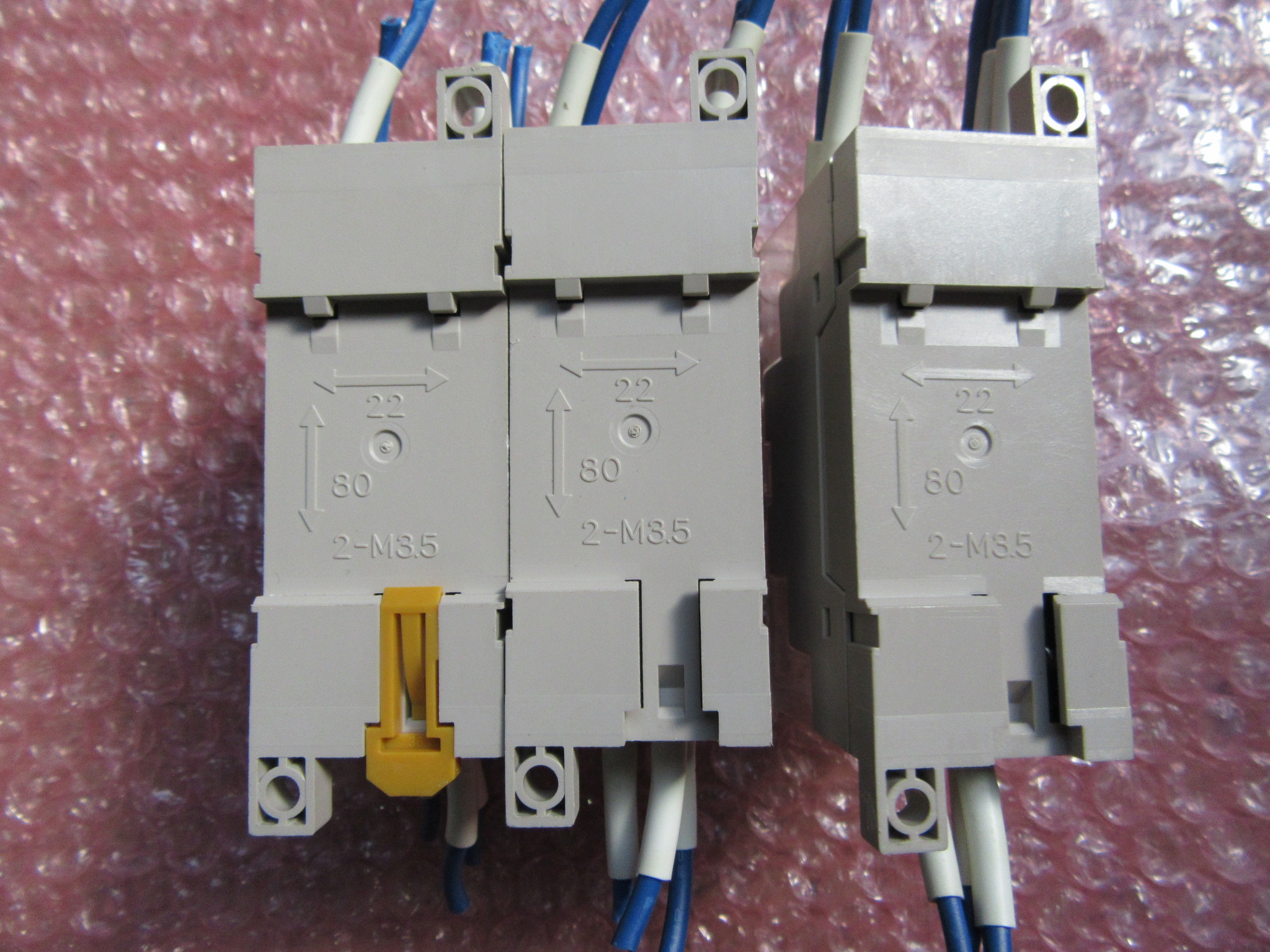 オムロン/OMRON セーフティリレーソケット　3セット P7SA-14F-NDリレーシリース：G7SA-4A2B(24VDC)