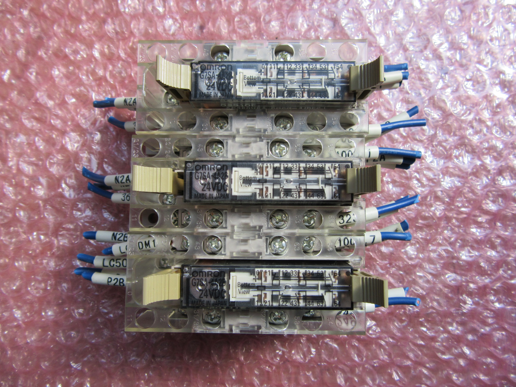 オムロン/OMRON セーフティリレーソケット　3セット P7SA-14F-NDリレーシリース：G7SA-4A2B(24VDC)