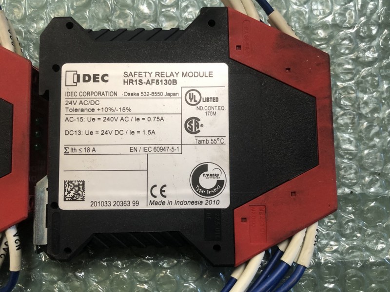 和泉電気/IDEC 安全リレーモジュール HR1S-AF5130B（2個）