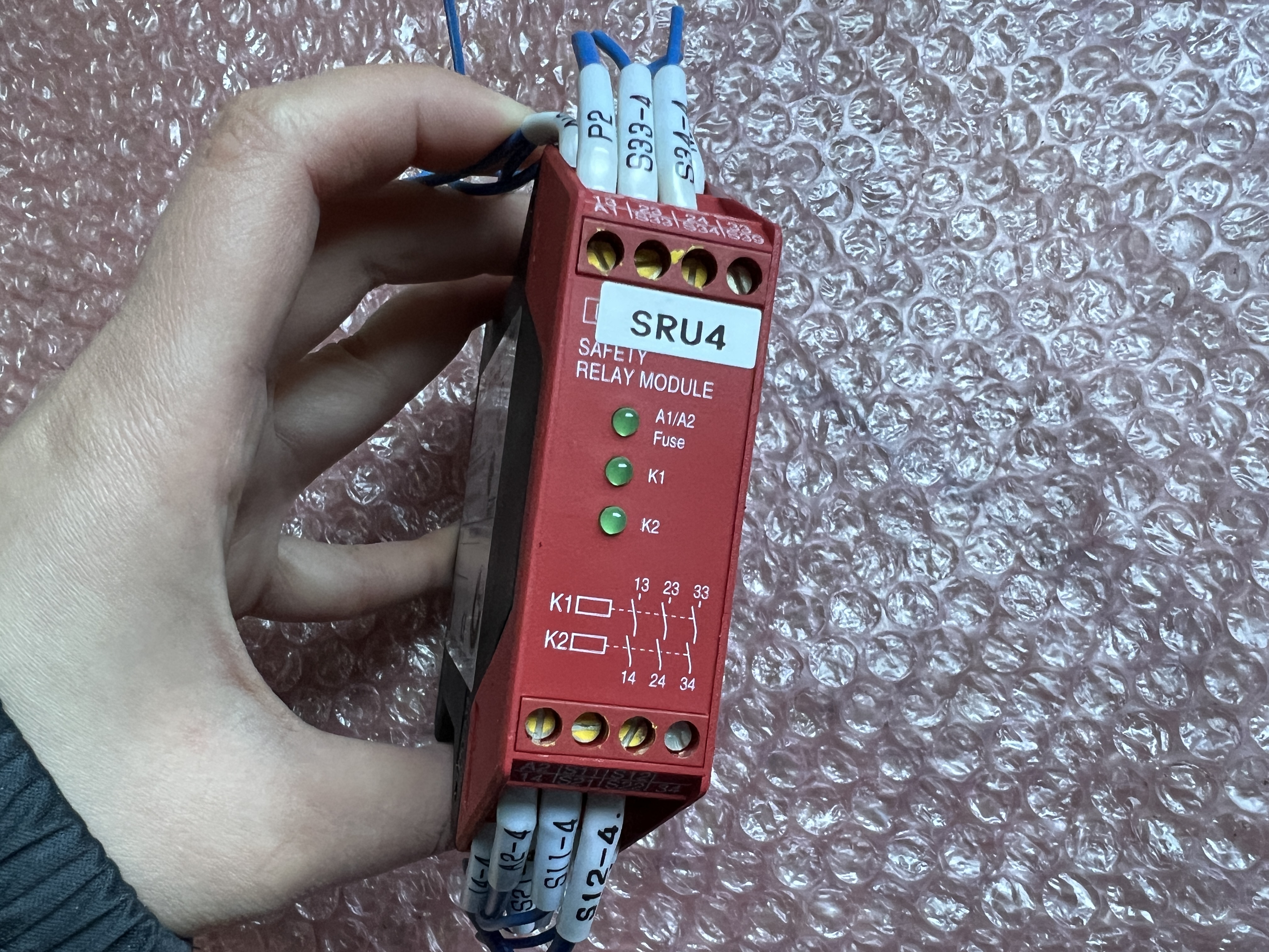 IDEC 安全リレーモジュール 【安全リレーモジュール】HR1S-AF5 130B