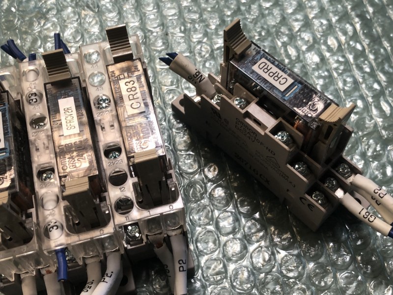 オムロン/OMRON セーフティリレーソケット P7SA-10F-ND　DC24V（4個）