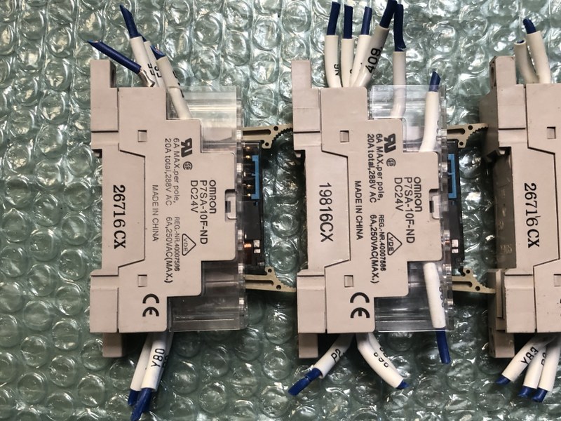 オムロン/OMRON セーフティリレーソケット P7SA-10F-ND　DC24V（4個）