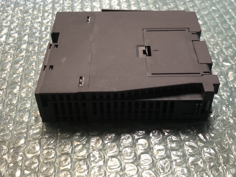 三菱/MITSUBISHI ユニバーサルモデルCPU Q03UDVCPU