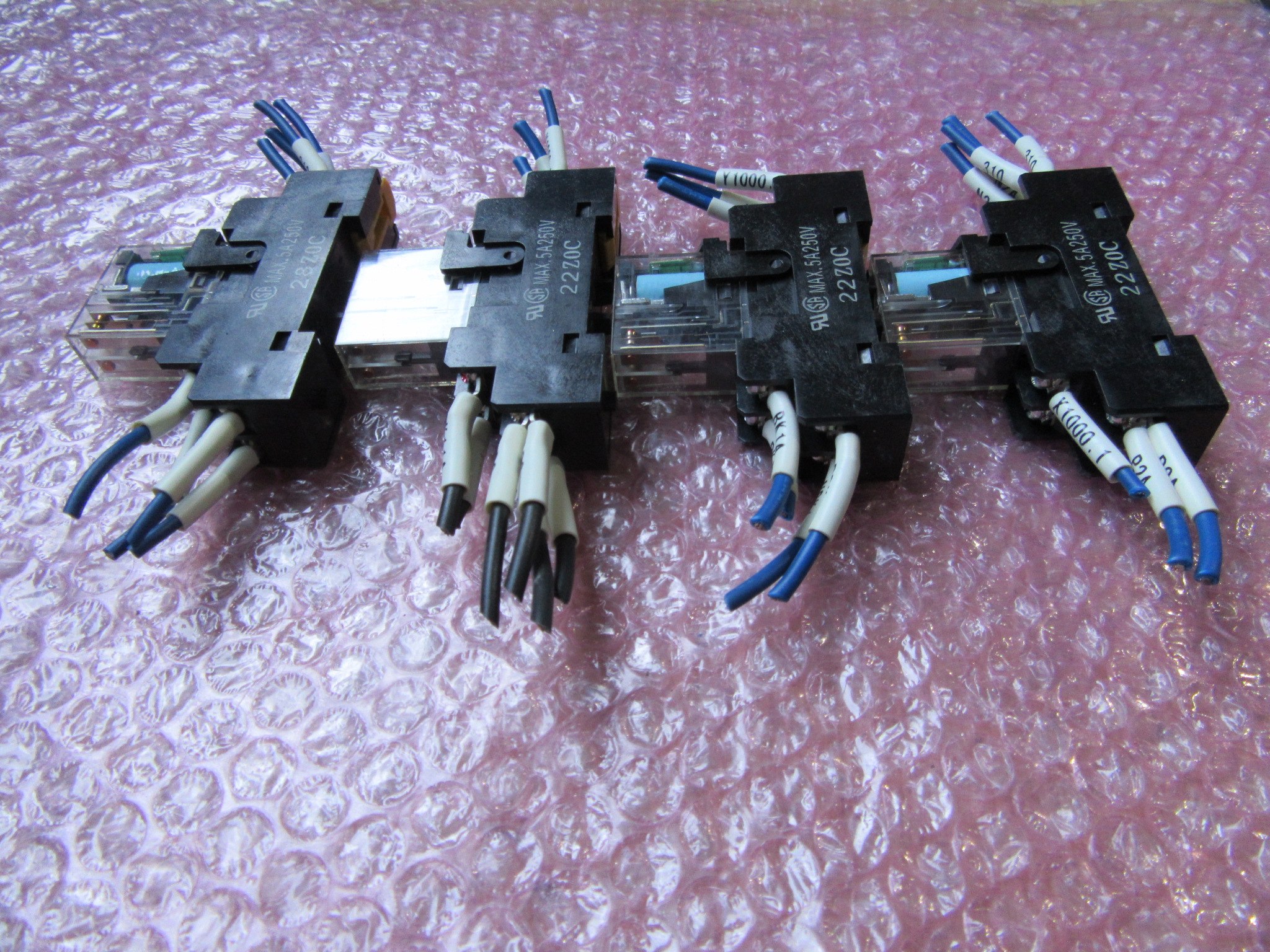 オムロン/OMRON ミニパワーリレー4個 G2R-2-SND(24V DC)