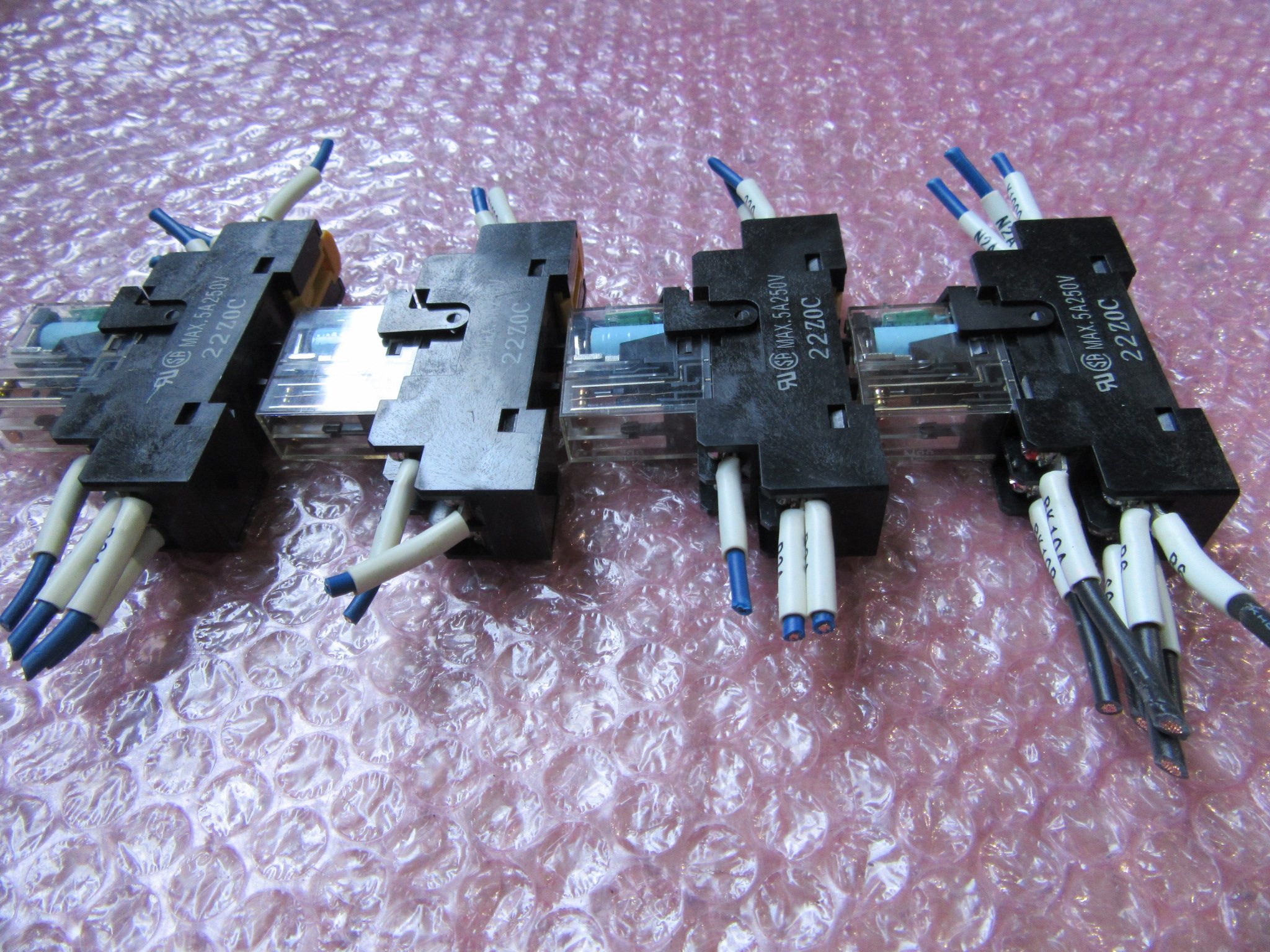 オムロン/OMRON ミニパワーリレー4個 G2R-2-SND(24V DC)