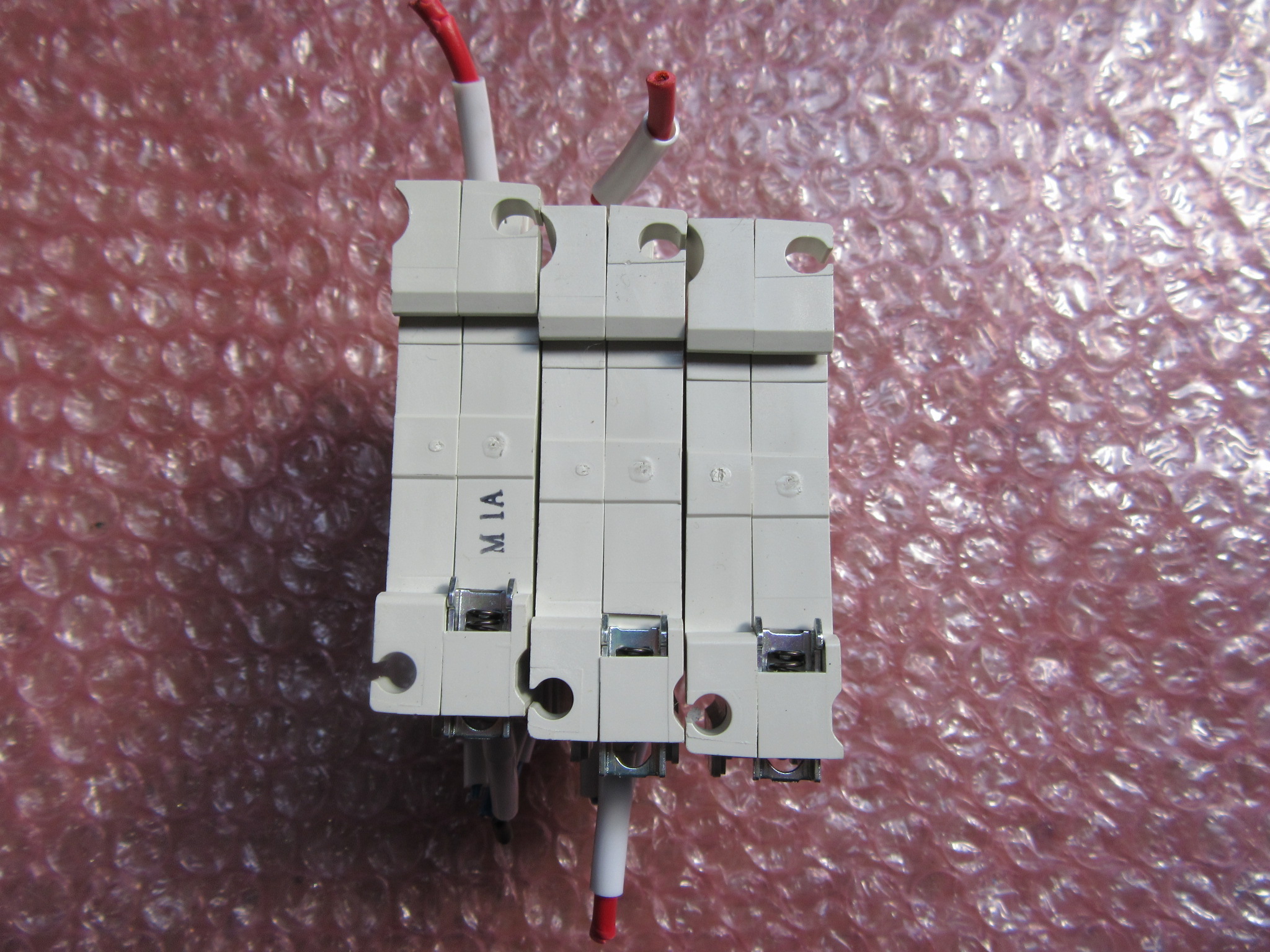 三菱/MITSUBISHI サーキットプロテクタ3個 CP30-BA(1A,3A)