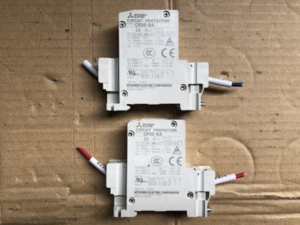 三菱/MITSUBISHI サーキットプロテクタ CP30-BA（1セット3個）