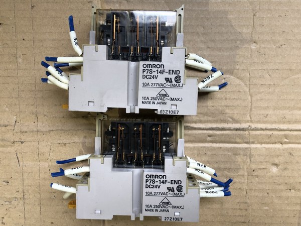 オムロン/OMRON セーフティリレーソケット P7S-14F-END（DC24V）：1セット2個