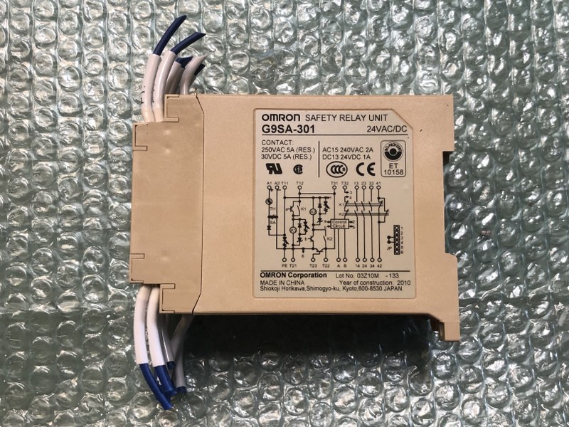 オムロン/OMRON セーフティリレーソケット G9SA-301