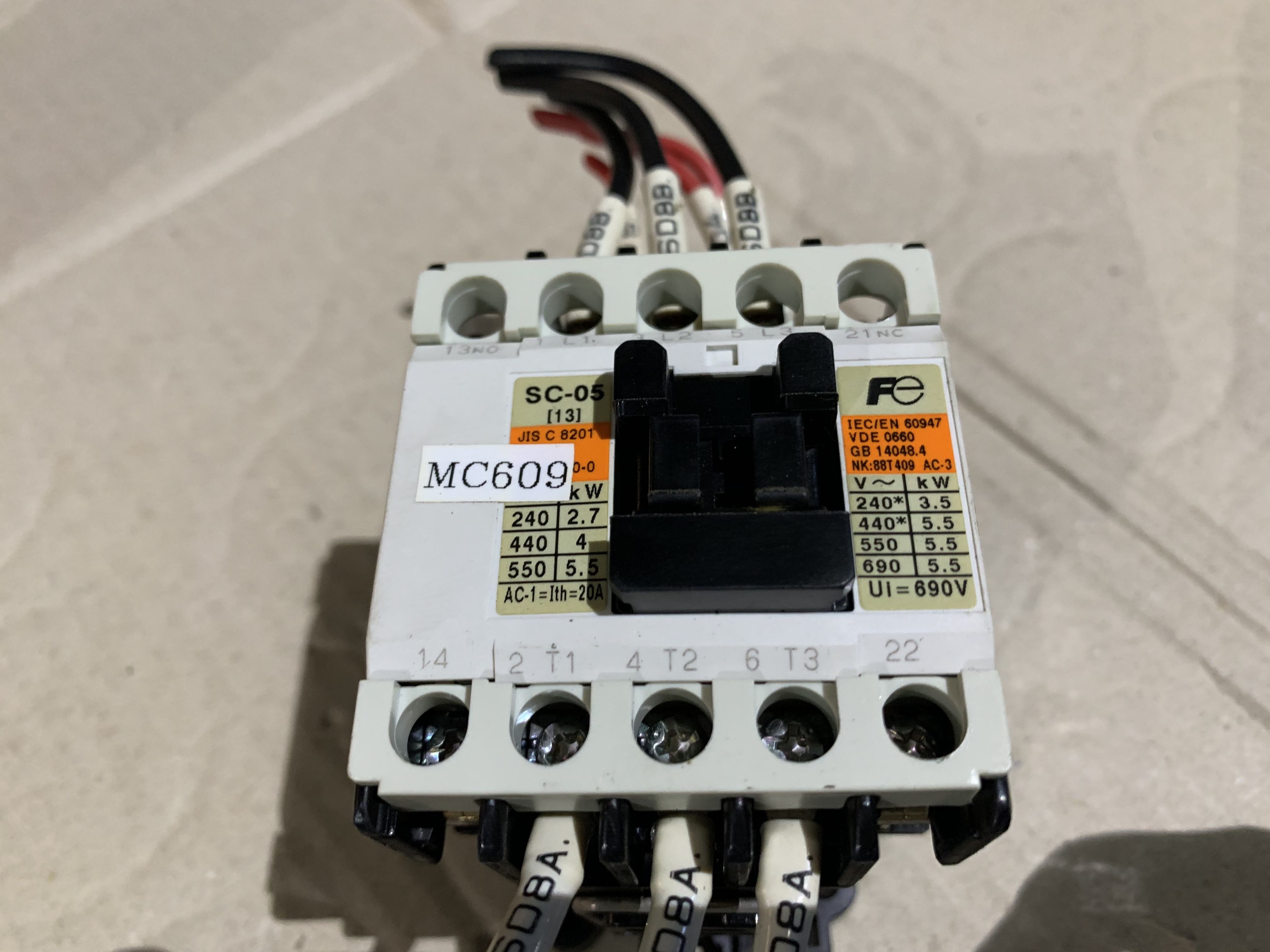 富士電機/FUJI ELECTRIC SCシリーズ電磁接触器 SC-05