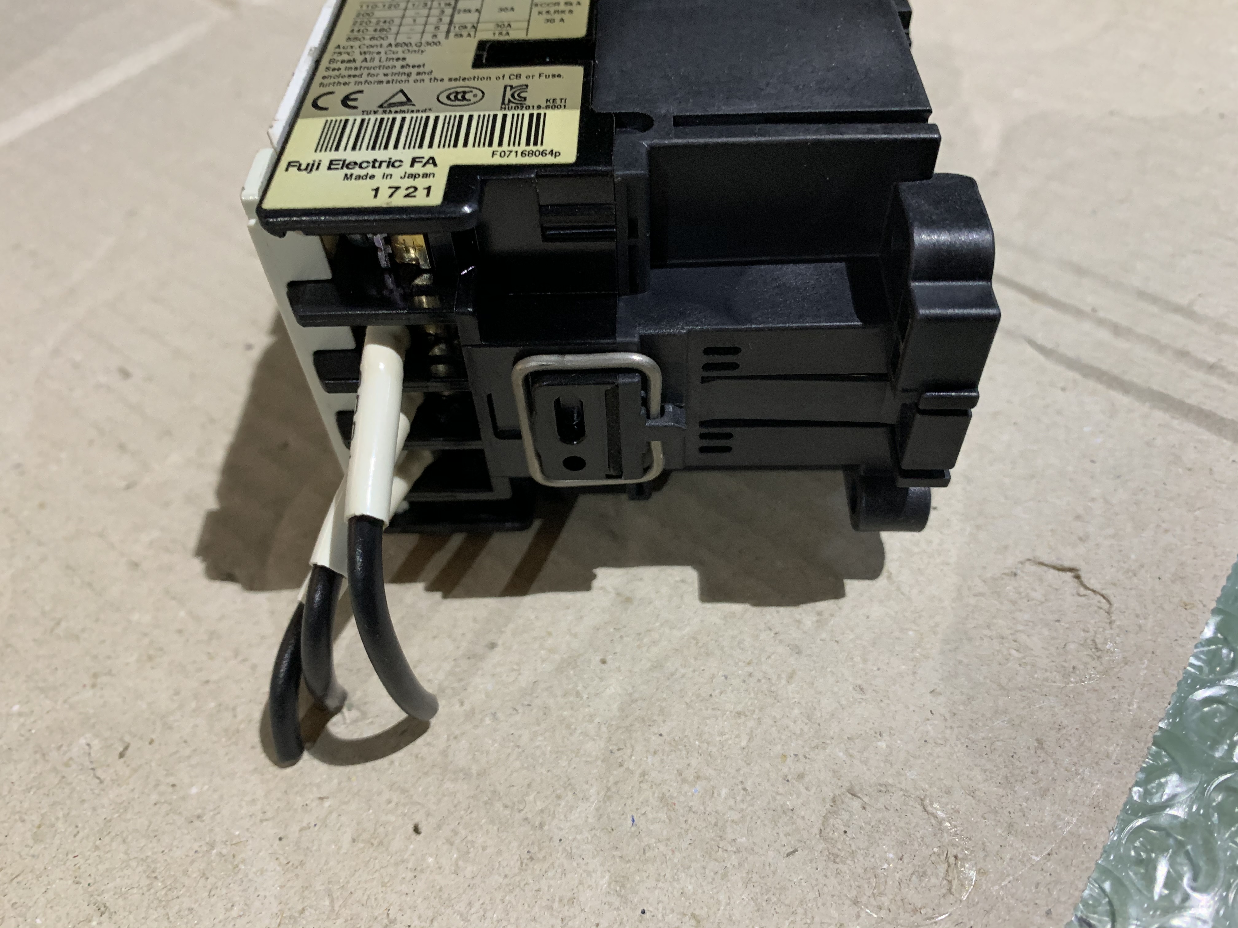 富士電機/FUJI ELECTRIC SCシリーズ電磁接触器 SC-05