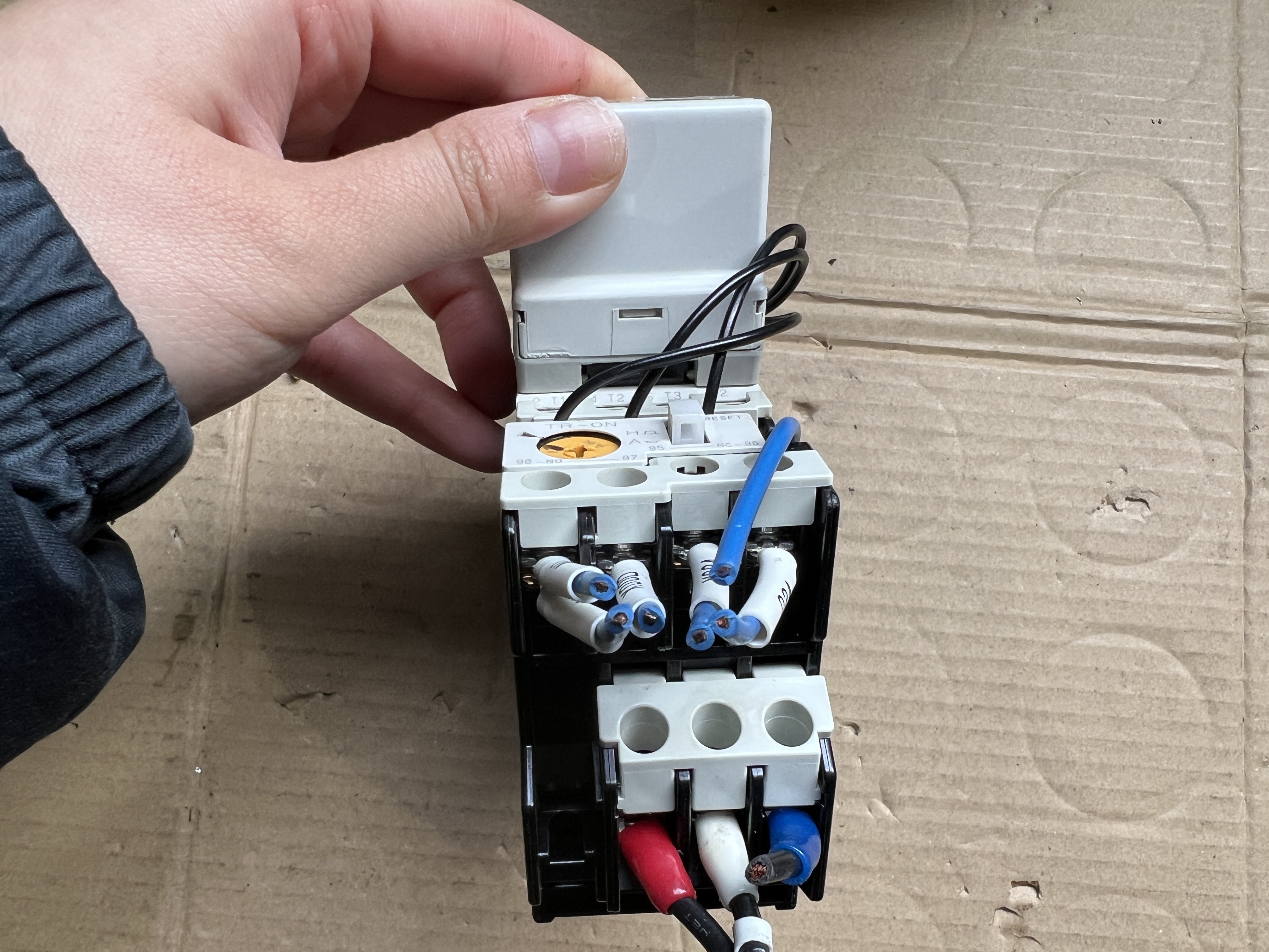富士電機/FUJI ELECTRIC 補助継電器/電磁開閉器/標準形サーマルリレー 補助継電器/電磁開閉器/標準形サーマルリレー
