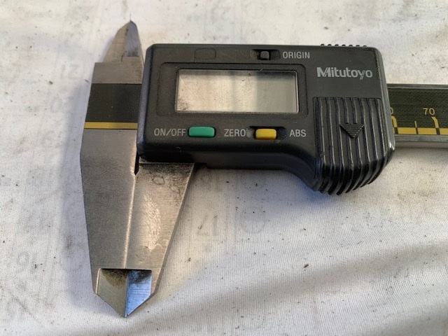 MITUTOYO｜ミツトヨ デジタルノギス CD-15C